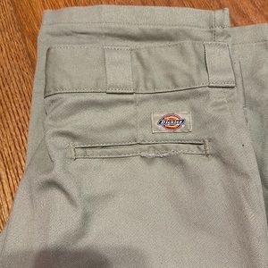 Tan Dickies pants. Fits a s/m waist. New condition but have been worn once.